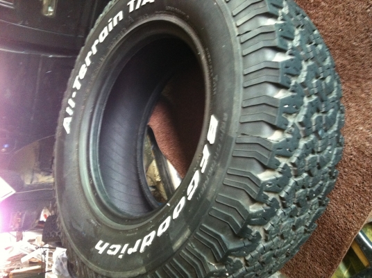 ขายยาง Bf 265/70/R16