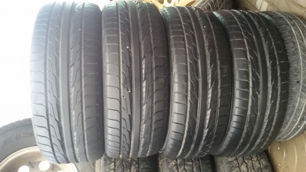 ขายยาง205 45 17 TOYOปี13ชุดละ8500