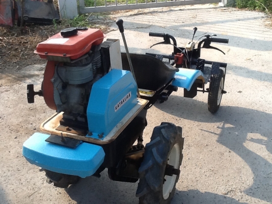 รถขับเล่นหรือสะสมสวยงามเครื่องMitsubishi รถขับเล่นหรือสะสมสวยงามเครื่องMitsubishi