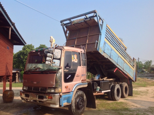 ขายสิบล้อ