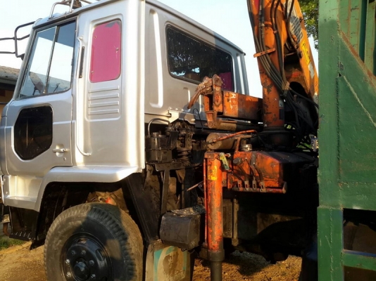 ขาย Nissan CD46V 10ล้อ เพลาเดียว พื้นเรียบ รถห้าง ปี95.