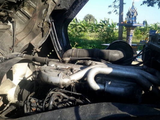 ขาย Nissan CD46V 10ล้อ เพลาเดียว พื้นเรียบ รถห้าง ปี95.