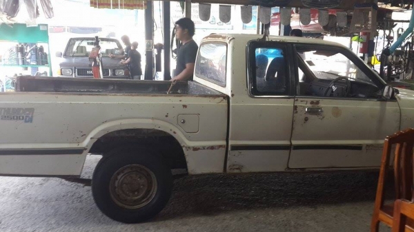 มาสด้า ธันเดอร์แค๊บ 2500di