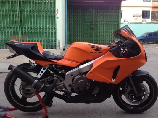 ขาย ครับ CBR400 ทะเบียนแท้