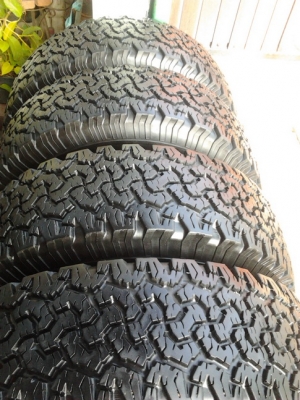 BF All 265/75/16 ปี13 ดอกสวยคมลืก1cm. เสมอกันทั้ง4เส้น