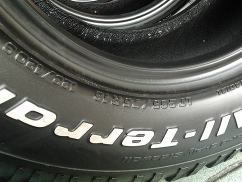 BF All 265/75/16 ปี13 ดอกสวยคมลืก1cm. เสมอกันทั้ง4เส้น