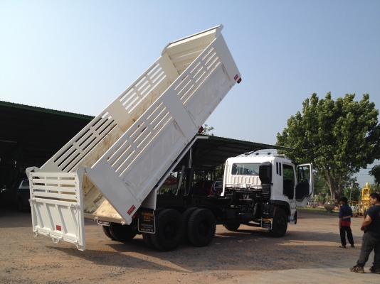 ลูกค้าสั่งครับ ยังมีอีกครับ MITSUBISHI FUSO SUPERGRATE เครื่อง 6M70 380 แรงม้า ระบบน้ำมัน ระบบไฟฟ้าทั้งคัน รถทำใหม่ทุกจุด กระบะ ยาว 6.00 เมตร กว้าง 2.50 เมตร สูง 1.50 เมตร กระบอกดั้มพ์ 15 ตัน ฝาท้ายแบบ 2 ชั้น เหล็กใหม่ทุกชิ้น พร้อมลำโพง ลากลูก พร้อมทะเบีย ลูกค้าสั่งครับ ยังมีอีกครับ MITSUBISHI FUSO SUPERGRATE เครื่อง 6M70 380 แรงม้า ระบบน้ำมัน ระบบไฟฟ้าทั้งคัน รถทำใหม่ทุกจุด กระบะ ยาว 6.00 เมตร กว้าง 2.50 เมตร สูง 1.50 เมตร กระบอกดั้มพ์ 15 ตัน ฝาท้ายแบบ 2 ชั้น เหล็กใหม่ทุกชิ้น พร้อมลำโพง ลากลูก พร้อมทะเบีย