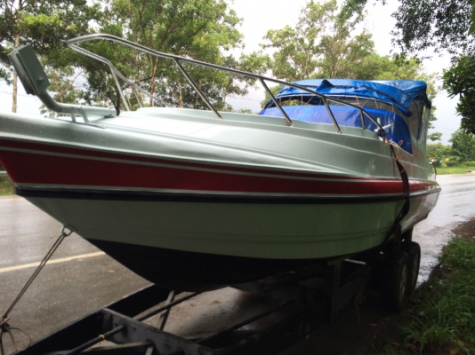 ขายเรือ V6...สภาพดีมาก ใช้อยู่ประจำเจ้าของดูแลดี รักษาดี ทาสีไว้ตลอด ไม่มีเวลาเล่น ขายดีกว่า... ขายเรือ V6...สภาพดีมาก ใช้อยู่ประจำเจ้าของดูแลดี รักษาดี ทาสีไว้ตลอด ไม่มีเวลาเล่น ขายดีกว่า...