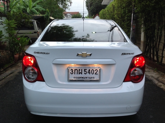 Chevrolet sonic LS วิ่ง 8000 กม.สภาพป้ายแดง