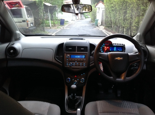Chevrolet sonic LS วิ่ง 8000 กม.สภาพป้ายแดง