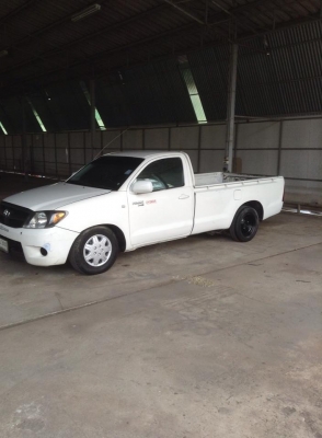 รถบ้านพร้อมใช้ HILUX VIGO 2.5 J ปี05 ติดก๊าซlpg ใช้งานประหยัดสุดๆ