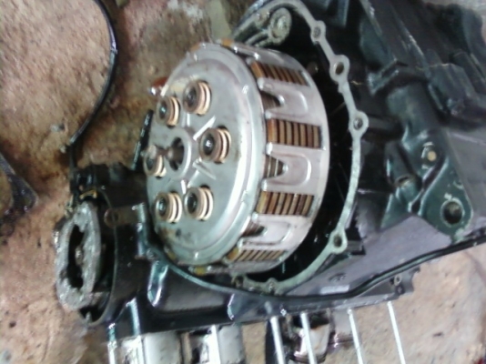 ขายอะไหล่ Eliminator อิลิมิเนเตอร์  400 cc มีหลายอย่างให้เลือกครับ ที่พักเท้า ปั้มน้ำ ไดสตาร์ท ฝาสูบ เครื่อง