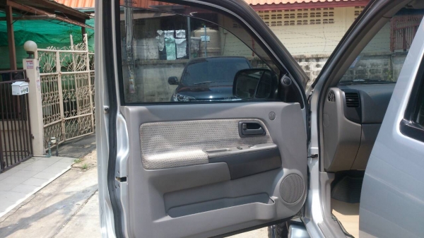 Isuzu D-max Hi-lander CAB4 3.0 MT ปลายปี 2004