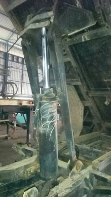 HINO KM 310 เครื่อง DM100 ลดราคาเหลือ 300,000 บาท.