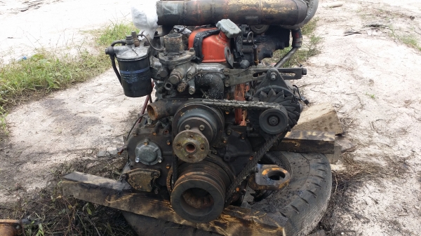 ขายด่วน เครื่อง6BG1-2 TURBO สภาพสวย