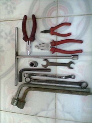 เครื่องมือและอื่นๆ