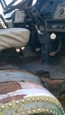 JCM 10 สิบล้อเพลาเดียว เครื่อง 175 CC กระบะเหล็ก ยางดีททะเบียนแจ้งจอด คอกสูง นำเสนอราคาอยู่ที่ 450000