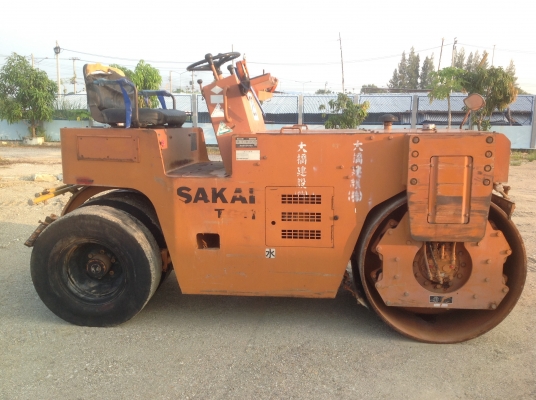 ขายรถบดSAKAIรุ่นTG41มือสองญี่ปุ่นสภาพดีมากๆใช้งานน้อย