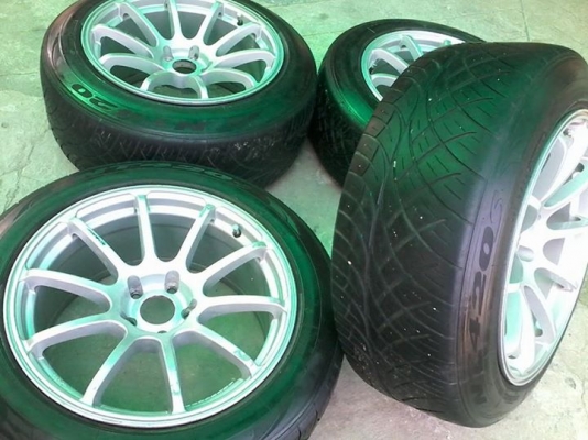 ขอบ18กว้าง9-10 ยาง235/55/18ปี11