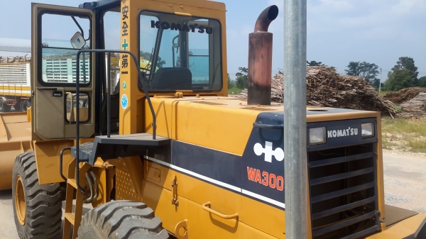 ขายรถตัก Komutsu WA 300-1 ขายรถตัก Komutsu WA 300-1