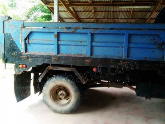 รถบรรทุกดั๊ม 6 ล้อ ISUZU NPR ขนาดแรงม้า 130 แรงม้า รถบรรทุกดั๊ม 6 ล้อ ISUZU NPR ขนาดแรงม้า 130 แรงม้า