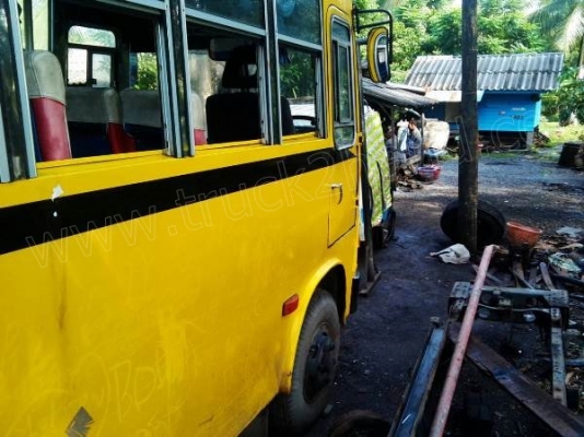 รถบัสเล็ก โครงแซซซีของอีโน่ รถบัสเล็ก โครงแซซซีของอีโน่