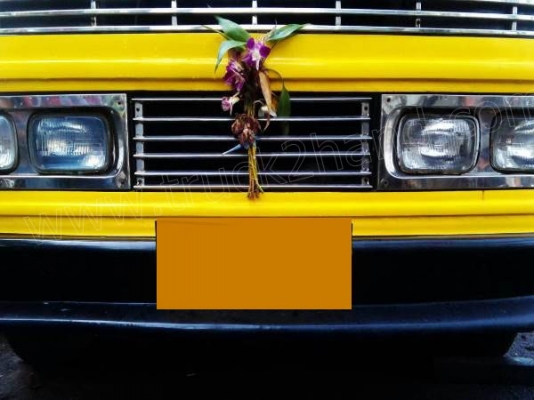 รถบัสเล็ก โครงแซซซีของอีโน่ รถบัสเล็ก โครงแซซซีของอีโน่