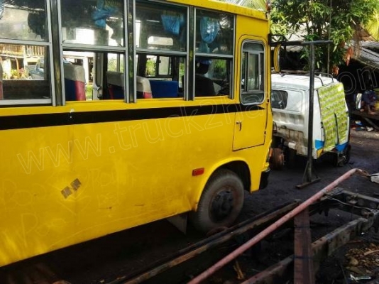 รถบัสเล็ก โครงแซซซีของอีโน่ รถบัสเล็ก โครงแซซซีของอีโน่