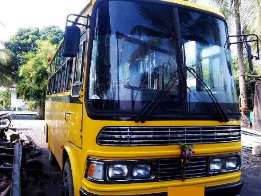 รถบัสเล็ก โครงแซซซีของอีโน่