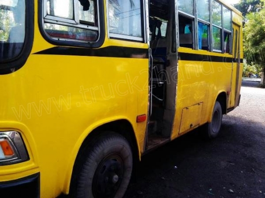 รถบัสเล็ก โครงแซซซีของอีโน่ รถบัสเล็ก โครงแซซซีของอีโน่