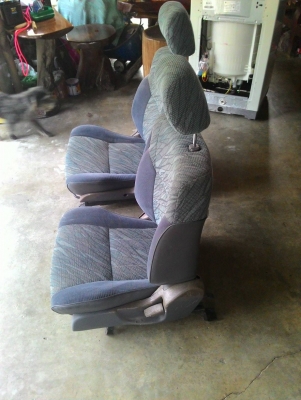 ขายเบาะ toyota tiger แค็ป 1 คู่ สวยๆๆ ราคาถูกๆๆ (ขายแล้วนะครับ 7 เมย. 58) ขายเบาะ toyota tiger แค็ป 1 คู่ สวยๆๆ ราคาถูกๆๆ (ขายแล้วนะครับ 7 เมย. 58)