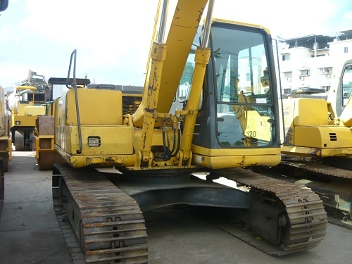 รถขุด Komatsu PC120-6 รถเก่านอก  นำเข้าจากญี่ปุ่น ระบบไฟฟ้าครบ สภาพเดิมๆ