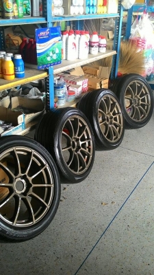 ขายคับLensoขอบ18พร้อมยางnittoปี12กับดันรอปปี11