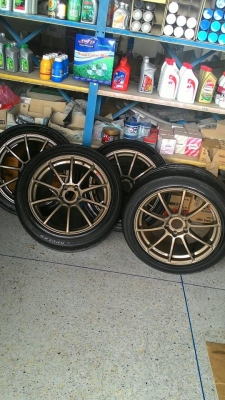 ขายคับLensoขอบ18พร้อมยางnittoปี12กับดันรอปปี11