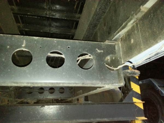 รถบรรทุก 6 ล้อช่วงยาวยี่ห้ออีซูซุ รุ่น FTR  ตู้บรรทุกอลูมิเนียม...สามารถแวะชมสภาพรถและทดลองรถได้ที่ศูนย์พักรถ truck2hand จังหวัดสระบุรีครับ