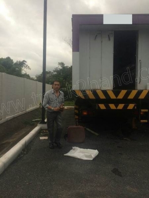 รถบรรทุก 6 ล้อช่วงยาวยี่ห้ออีซูซุ รุ่น FTR  ตู้บรรทุกอลูมิเนียม...สามารถแวะชมสภาพรถและทดลองรถได้ที่ศูนย์พักรถ truck2hand จังหวัดสระบุรีครับ