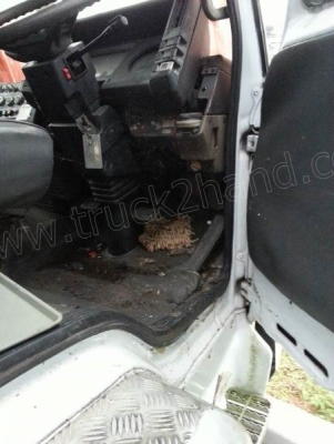 รถบรรทุก 6 ล้อช่วงยาวยี่ห้ออีซูซุ รุ่น FTR  ตู้บรรทุกอลูมิเนียม...สามารถแวะชมสภาพรถและทดลองรถได้ที่ศูนย์พักรถ truck2hand จังหวัดสระบุรีครับ