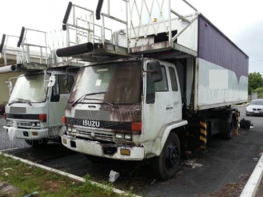 รถบรรทุก 6 ล้อช่วงยาวยี่ห้ออีซูซุ รุ่น FTR  ตู้บรรทุกอลูมิเนียม...สามารถแวะชมสภาพรถและทดลองรถได้ที่ศูนย์พักรถ truck2hand จังหวัดสระบุรีครับ