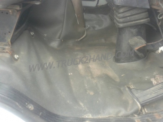 รถบรรทุก 6 ล้อช่วงยาวยี่ห้ออีซูซุ รุ่น FTR  ตู้บรรทุกอลูมิเนียม...สามารถแวะชมสภาพรถและทดลองรถได้ที่ศูนย์พักรถ truck2hand จังหวัดสระบุรีครับ