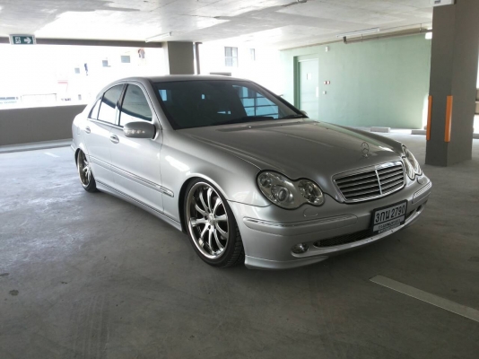 ขาย benz ตาถั่ว c200 kompressor w203 Avantgarde ปี2003