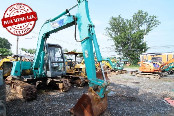AUC 7 Code 108  รถขุด KOBELCO SK60  ราคา เริ่มต้นการประมูล 540,000 บาท