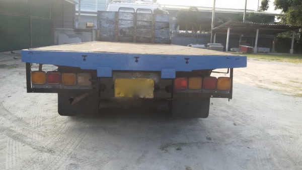 ขายรถ10ล้อ Isuzu Rocky 175 แรงม้า ช่วงยาว 7.5 เมตร