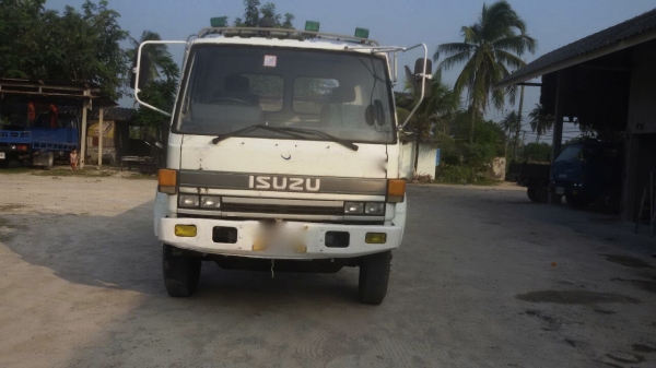 ขายรถ10ล้อ Isuzu Rocky 175 แรงม้า ช่วงยาว 7.5 เมตร