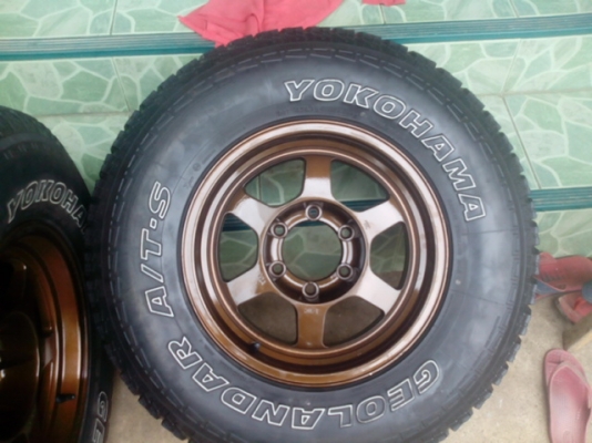 ขายยาง Yokohama  AT/S ขนาด 265/70/16  พร้อมล้อte37x  สภาพสวยๆเลยครับ