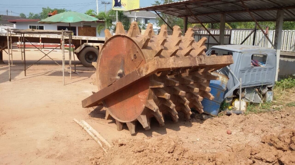 ขายลูกกลิ้งล้อ หนาม