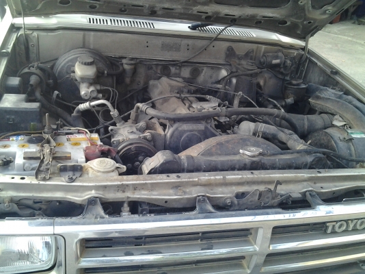 TOYOTA HILUX-HIRO ปี90 เครื่องแน่น สภาพสวย TOYOTA HILUX-HIRO ปี90 เครื่องแน่น สภาพสวย