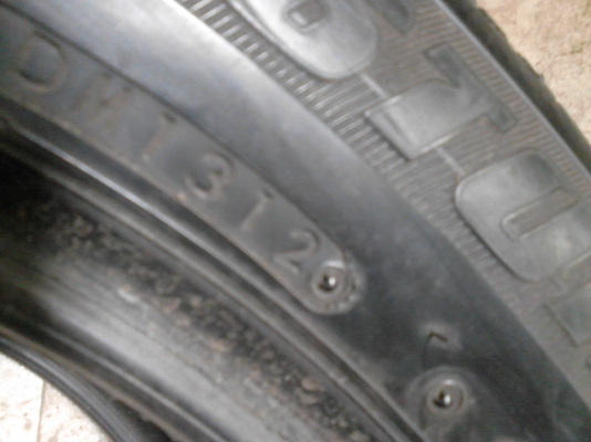 205/55R17 BRIDGESTONE TURANZA ER370 ปี2012 ( ไม่มีปะ ) มี 2 เส้น TEL.081-427-3941 205/55R17 BRIDGESTONE TURANZA ER370 ปี2012 ( ไม่มีปะ ) มี 2 เส้น TEL.081-427-3941