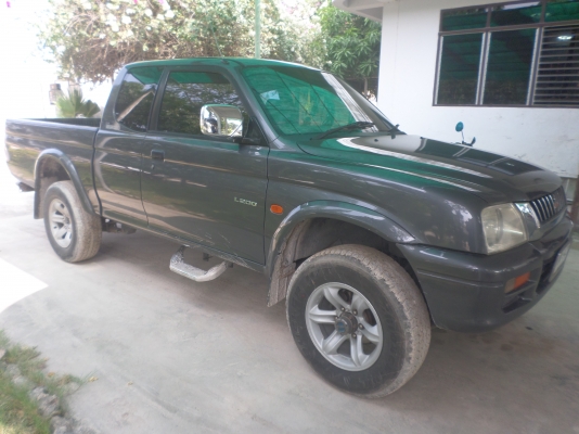 ขายมิตซูสตาด้า โฟร์วิน เครื่อง 2800 ปี 2000