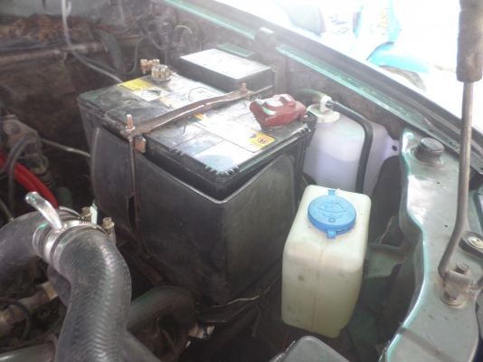 ขายมิตซูสตาด้า โฟร์วิน เครื่อง 2800 ปี 2000