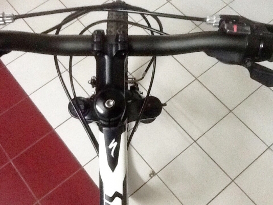 Specialized. Hardrock sport